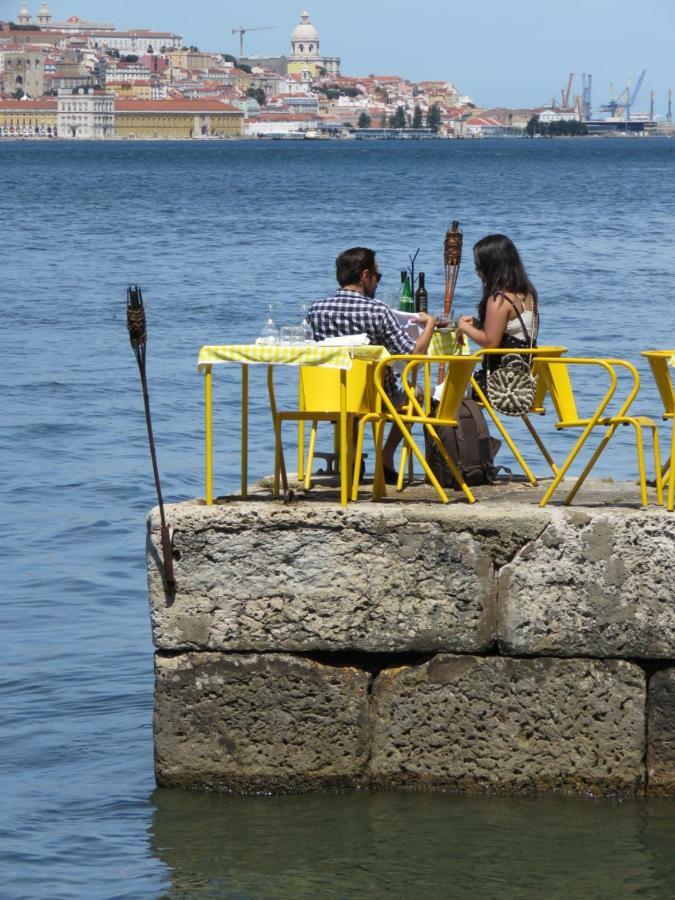 Tejo House River Lisbon Almada Buitenkant foto