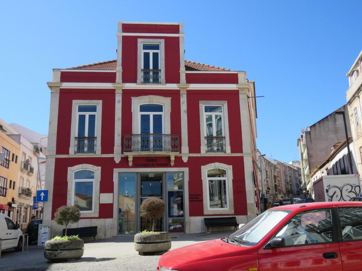 Tejo House River Lisbon Almada Buitenkant foto